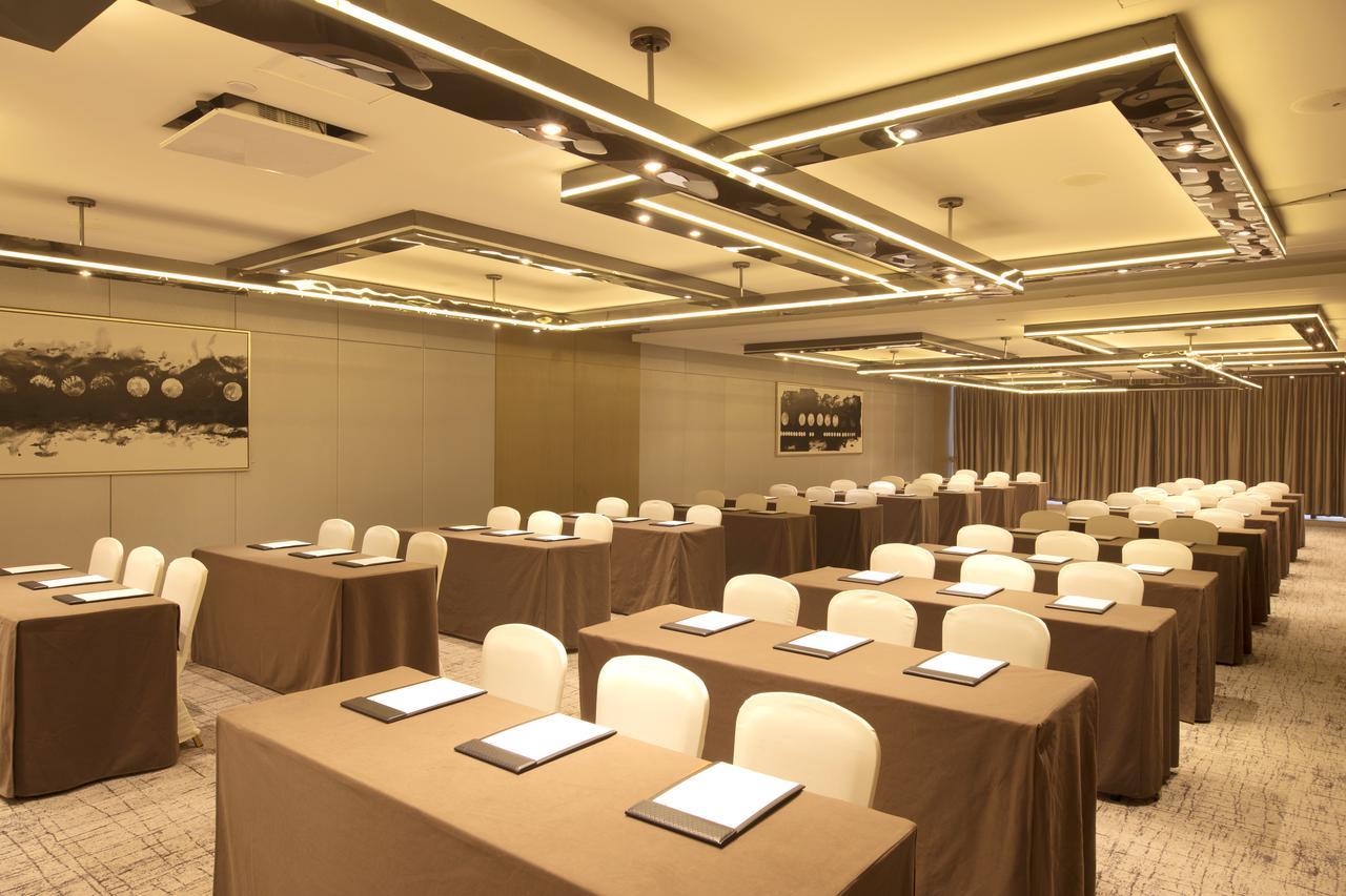 The Qube Xuzhou Hotel Екстериор снимка